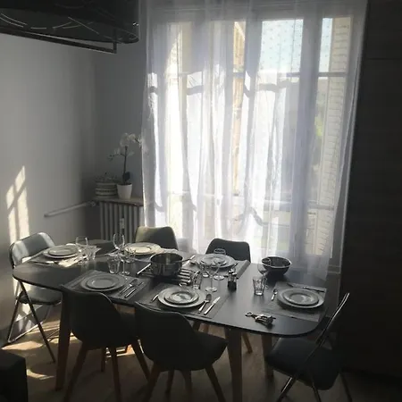 Apartment Confortable 3 Pieces, Capitale Paris Nogent-sur-Seine